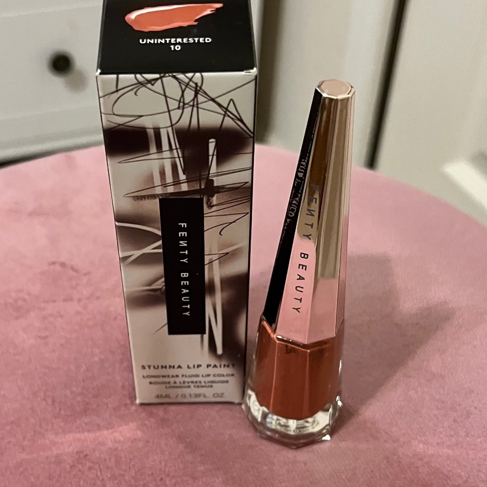Fenty Beauty Stunna Lip Paint - Uninterested